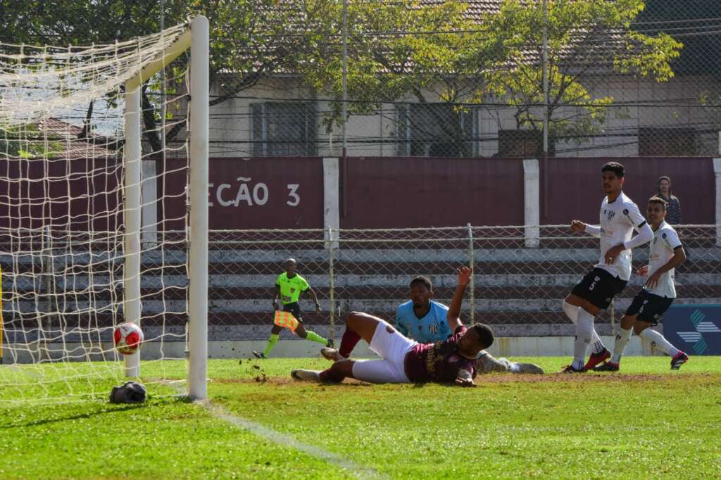 Juventus e EC Sao Bernardo empatam na Copa Paulista 2