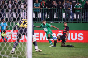 Maílton promete ‘não deixar de lutar’ para acabar com má fase da Chapecoense 