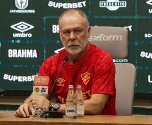 Mano admite mudança no Flu para tirar time da lanterna: 'Tomar as decisões certas'