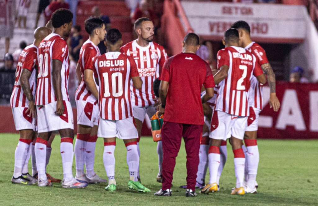 Sampaio Corrêa x Náutico – Timbu mira G8 contra Bolívia em apuros