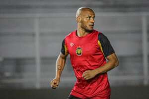 Lateral ex-Atlético-MG e América-MG comunica saída do Amazonas na Série B