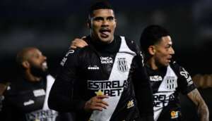 Blog do Ari - Jeh vai bem até com chutes de fora da área