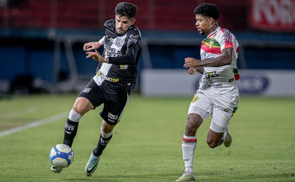 Blog do Ari: Ponte Preta e Brusque ficaram devendo futebol