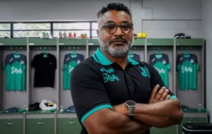 Roger Machado nega proposta do Inter, mas não garante permanência no Juventude