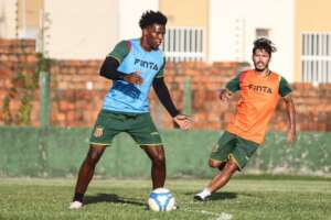 Série C: Lateral do Sampaio Corrêa garante foco do grupo para espantar má fase