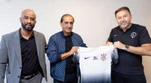 Corinthians confirma Ramón Díaz para evitar queda para Série B