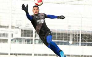 Ponte Preta pode ter 8 desfalques, mas ganha retorno importante na defesa