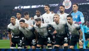 BRASILEIRÃO: Corinthians e Grêmio tentam fugir da degola e duelo direto pelo G-4