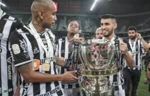 Atlético-MG pagará R$ 6 milhões por retorno de zagueiro paraguaio