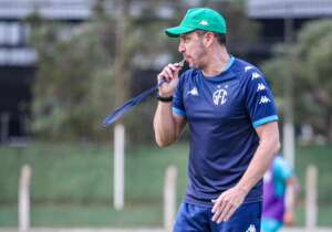 Novo técnico confia em reação do Guarani na Série B: 'Somos capazes'