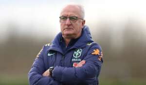 Dorival e dirigentes ficam 'presos' nos EUA por causa de furacão