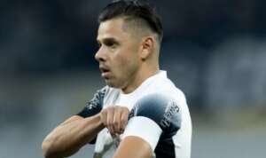 Romero admite falta de confiança no Corinthians e pede reação rápida com Ramón