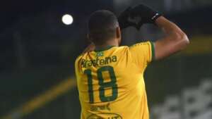 Ypiranga 2 x 0 Ferroviário - Canário entra no G8 da Série C