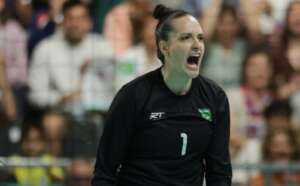 Goleira do handebol do Brasil agradece carinho na Olimpíada: 'Não consigo abrir o Instagram'