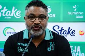 'Estamos trocando de técnico por excesso de resultado', desabafa dirigente do Juventude
