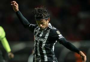 CRB 2 x 2 Atlético-MG - Galo busca empate após 2 gols relâmpagos