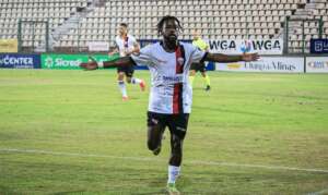 Democrata SL-MG 1 x 2 Serra-ES - Cobra Coral domina Jacaré e volta ao G4