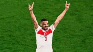 Eurocopa: Jogador turco é suspenso por gesto extremista em comemoração