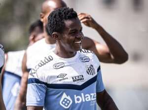 Paysandu prepara proposta para meia Cazares para sequência da Série B