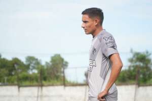 Série D: Inter de Limeira quer atacante da Ponte Preta, mas alto salário impede