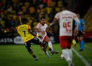 Barcelona-EQU 1 x 1 Red Bull Bragantino - Tudo igual nos playoffs da Sul-Americana