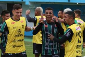 Novo Hamburgo 2 x 4 Maringá - Dogão vence fora de casa e encaminha classificação