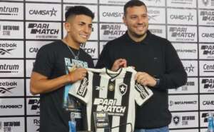 Botafogo apresenta Thiago Almada, a contratação mais cara do futebol brasileiro