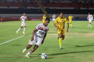 Botafogo-SP 0 x 1 Amazonas - Pantera perde pênalti e Onça respira na Série B