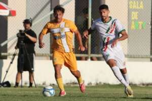 Real Noroeste-ES 0 x 2 Brasiliense-DF - Jacaré domina sai na frente