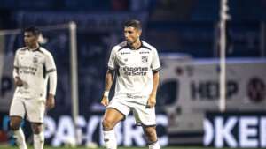 Avaí 0 x 1 Ceará - Vovô mostra reação e sobe na tabela da Série B