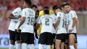 Corinthians quita débitos de FGTS do elenco e tem decisão favorável em pedido de rescisões