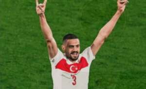 Uefa investiga 'herói' da Turquia por gesto extremista na Eurocopa