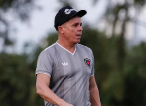 Série C: Técnico do Botafogo-PB lamenta gol sofrido no final e foca na próxima partida