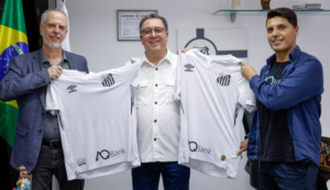 Santos fecha patrocínio com banco digital para parte frontal da camisa até 2025