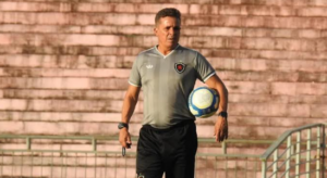 Série C: Em jogo atrasado, técnico do Botafogo-PB vai busca da vitória no Almeidão
