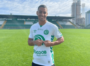Série C: Náutico-PE anuncia atacante que não atua há 4 meses