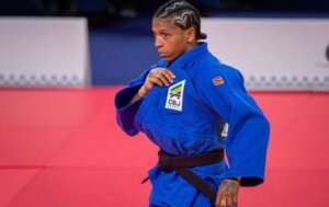 Olimpíadas: Rafaela Silva é desclassificada e perde disputa pelo bronze