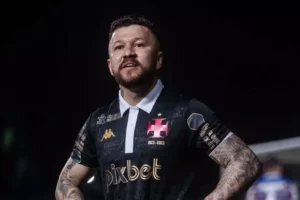 Paysandu tenta tirar atacante de time do Brasileirão