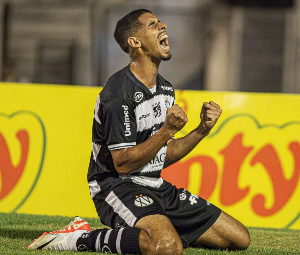 XV de Piracicaba 4 x 2 União São João – Com um a menos e na raça, XV vence a 1ª na Copa Paulista