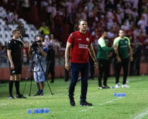 Série C: Náutico-PE sofre virada e Pivetti garante: 