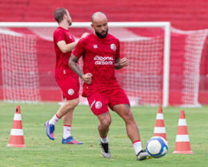 Náutico x Botafogo-PB - Timbu em Missão impossível? Onde assistir e escalações