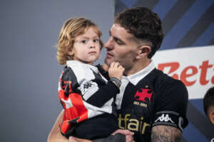 Criciúma x Vasco - Reencontro após goleada e turbulências em São Januário