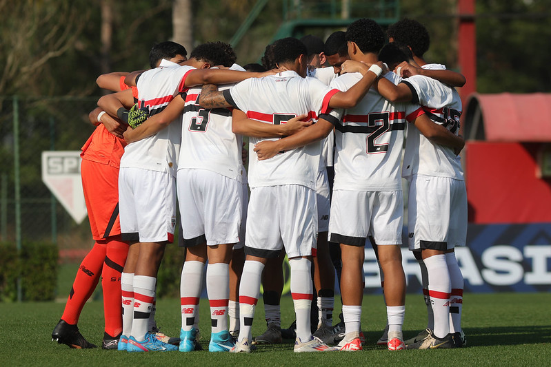 PAULISTA SUB-17 - Palmeiras vence, São Paulo e Santos goleiam Foto: Nilton Fukuda/São Paulo FC