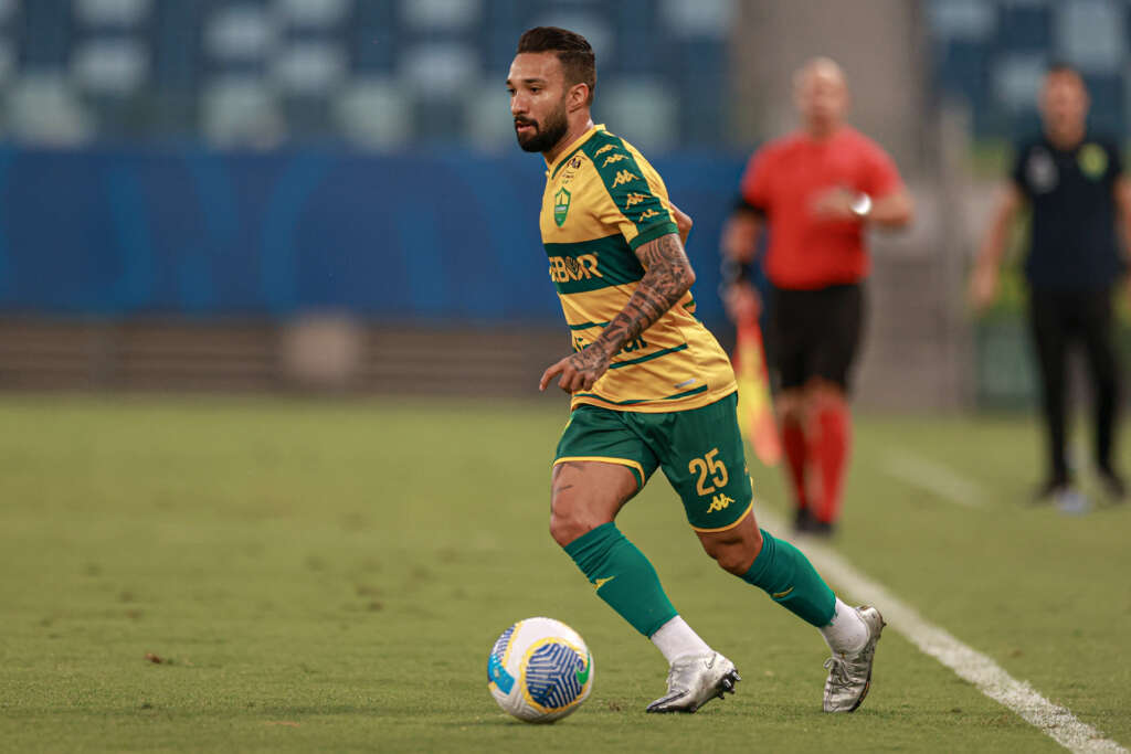 Clayson valoriza virada do Cuiabá: “Muda a chave”