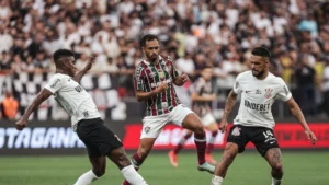 Corinthians x Fluminense - Quem vai se complicar na briga contra a degola? Onde assistir!