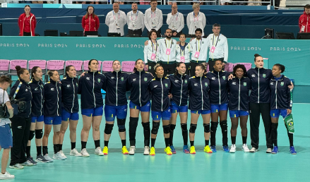 Brasil perde para Holanda no handebol