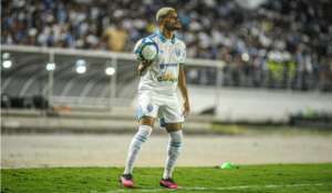 Série C: CSA renova com lateral-direito  e segue processo de reformulação