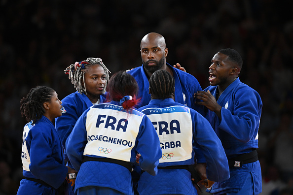 Franca aumenta numero de medalhas como pais sede