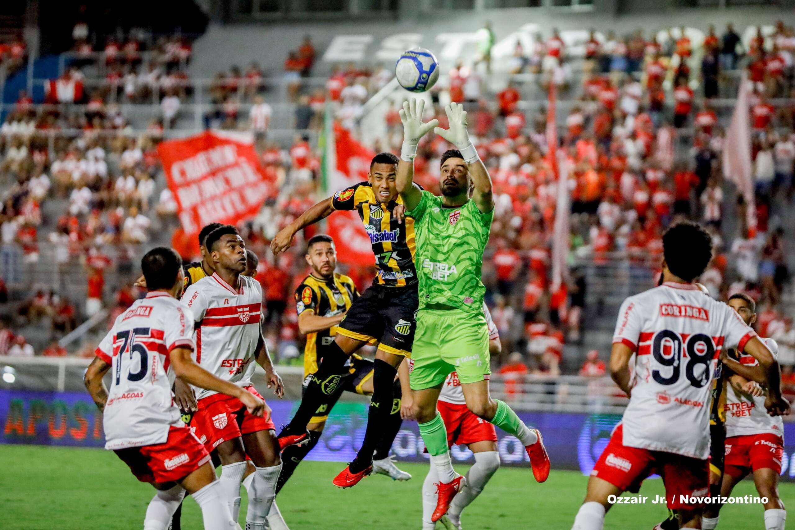 CRB 0 x 1 Novorizontino - Para colar no Santos e seguir sonhando (Foto: Ozzair Júnior / Novorizontino)