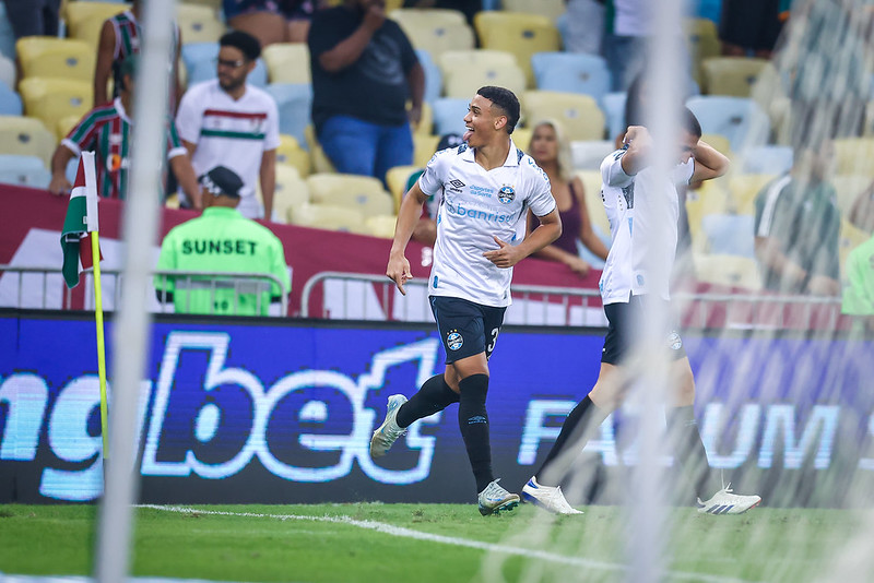 Gustavo Nunes lamenta eliminacao do Gremio na Libertadores